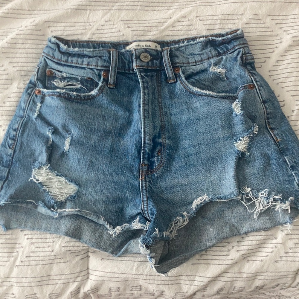 Abercrombie Mom Short Curve Love